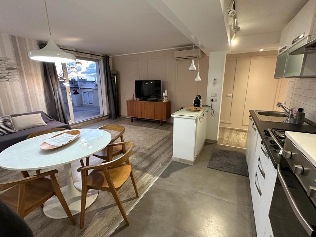 Attico Al Mare Apartman Lido di Ostia Kültér fotó